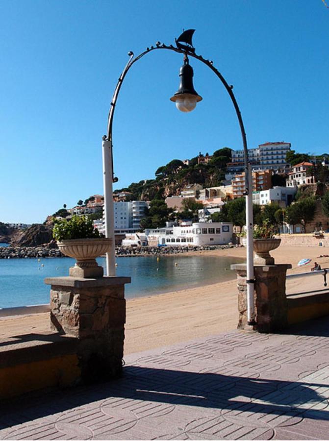 Nuevo Luminoso Apartamento Catalina A 80 Metros De La Playa Para 4 Personas Sant Feliu de Guíxols Buitenkant foto