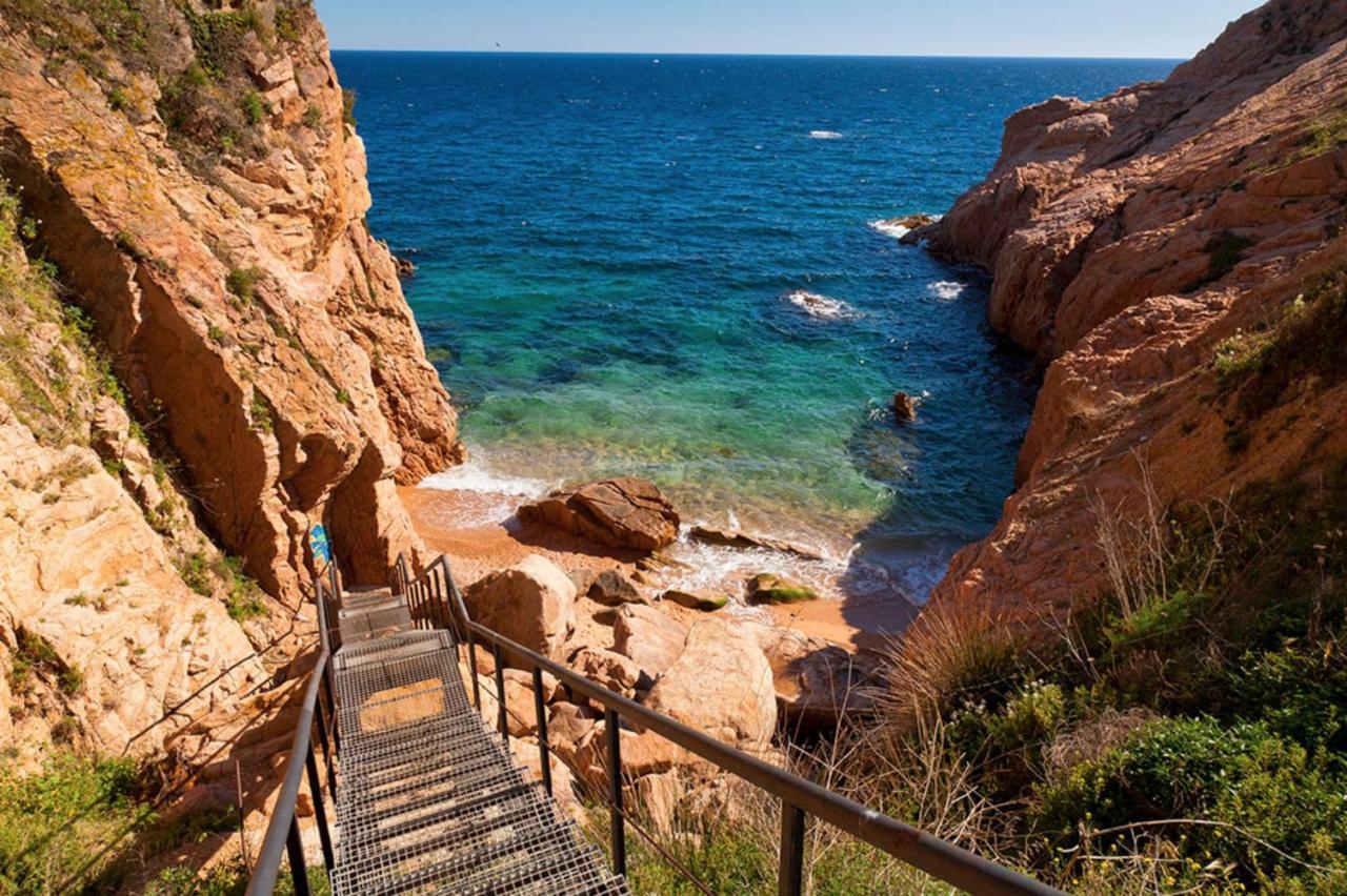 Nuevo Luminoso Apartamento Catalina A 80 Metros De La Playa Para 4 Personas Sant Feliu de Guíxols Buitenkant foto