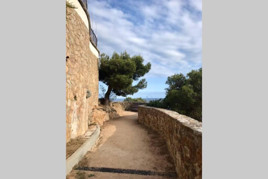 Nuevo Luminoso Apartamento Catalina A 80 Metros De La Playa Para 4 Personas Sant Feliu de Guíxols Buitenkant foto