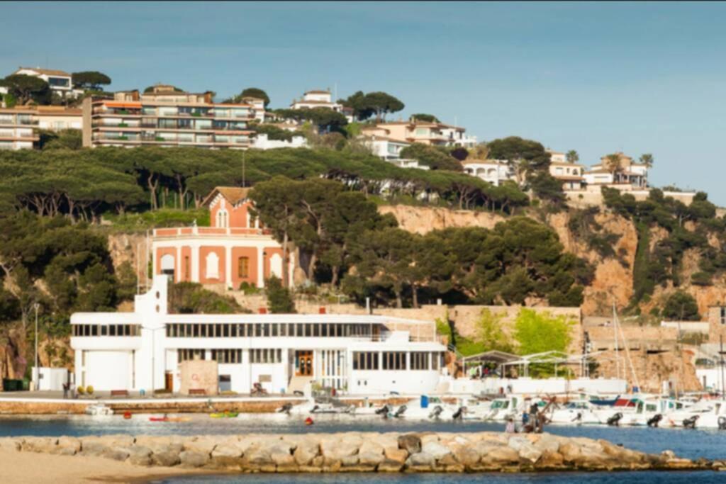 Nuevo Luminoso Apartamento Catalina A 80 Metros De La Playa Para 4 Personas Sant Feliu de Guíxols Buitenkant foto