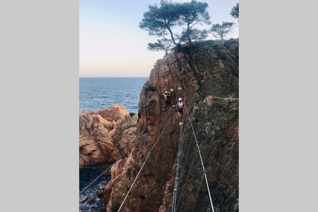 Nuevo Luminoso Apartamento Catalina A 80 Metros De La Playa Para 4 Personas Sant Feliu de Guíxols Buitenkant foto