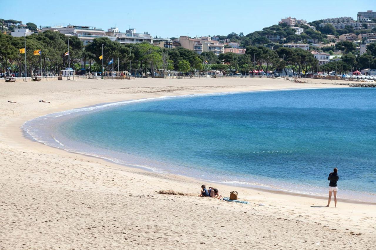 Nuevo Luminoso Apartamento Catalina A 80 Metros De La Playa Para 4 Personas Sant Feliu de Guíxols Buitenkant foto